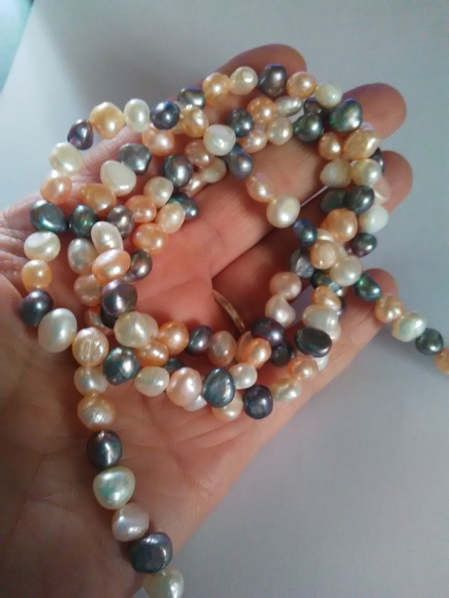 fil de perles d'eau douce véritable